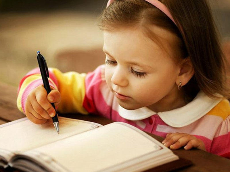 Cinsi bilgilər uşağa necə çatdırılmalıdır ? - Psixoloq izah edir