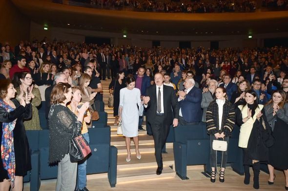 Mehriban Əliyevadan Maksim Qalkinin yaradıcılıq axşamı ilə bağlı paylaşım - FOTO