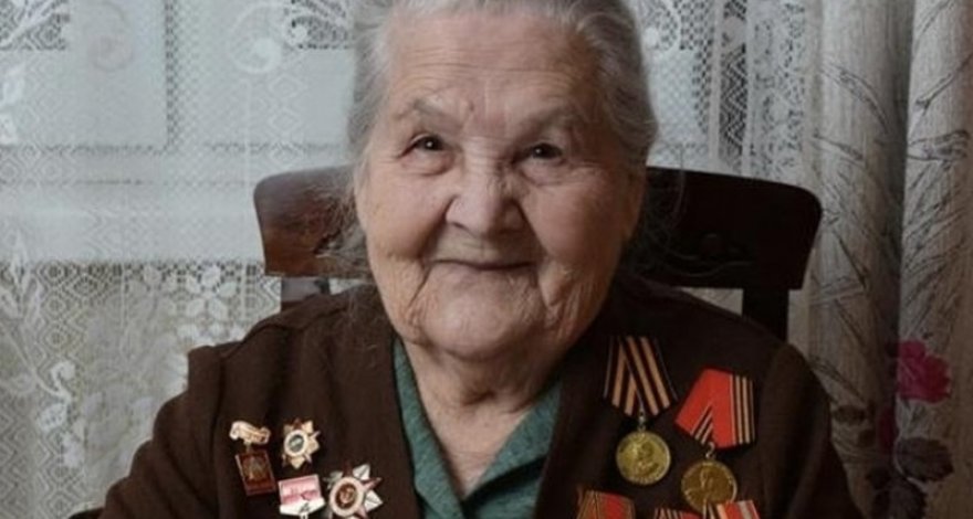 В России участница Великой Отечественной войны стала блогером в 97 лет