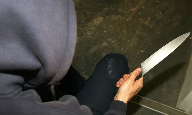 В Баку произошла поножовщина между несовершеннолетними