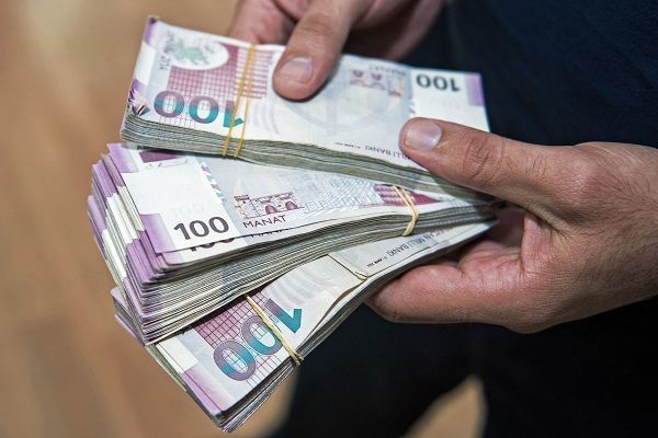 Azərbaycanda məşhur bankdan 1,5 milyon manat pul oğurlayanın xarici vətəndaşla bağlı qərar verildi