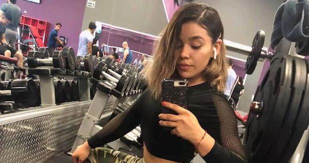 23 yaşlı model evində ölü tapıldı