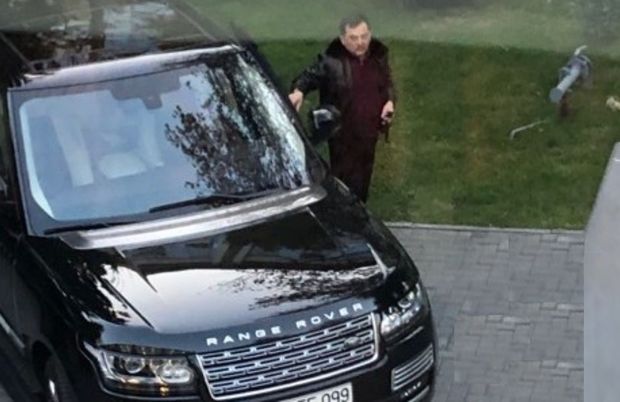 Глава Исполнительной власти купил люксовый автомобиль - ФОТО