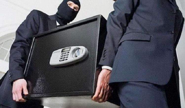 Bakıda şadlıq evindən xeyli miqdarda pul oğurlandı - FOTO