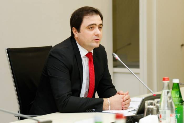 Əli Əsədov nazir müavinini NK Aparatının rəhbəri təyin etdi