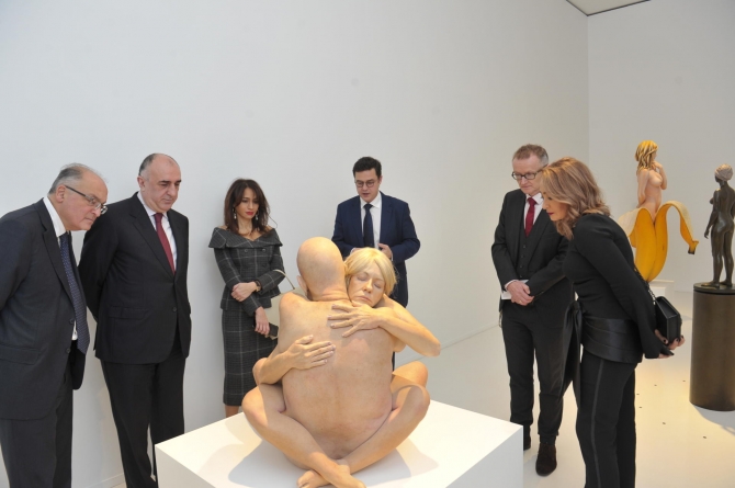 Bakıda hər kəsi mat qoyan sərgi - FOTO