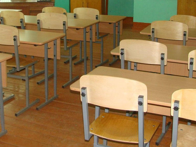 Azərbaycanda 1-ci sinif şagirdi məktəbdə öldü