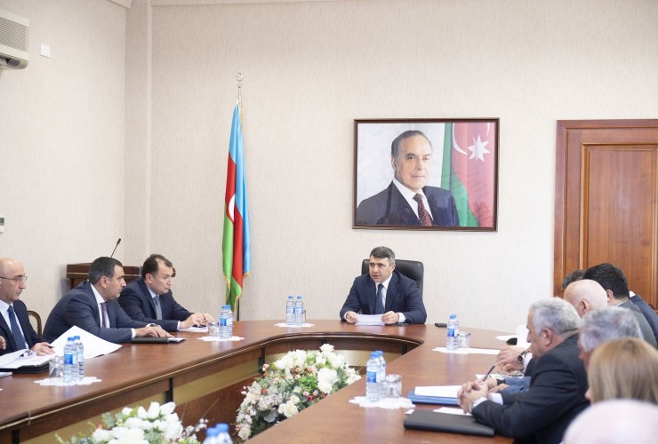 Kənd Təsərrüfatı Nazirliyində “Tütünçülükdə qarşıda duran vəzifələr” mövzusunda iclas keçirilib