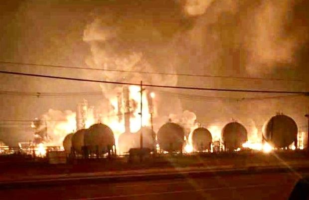 Neftkimya zavodunda baş verən partlayışlara görə 60 min amerikalı təxliyə olunur – VİDEO