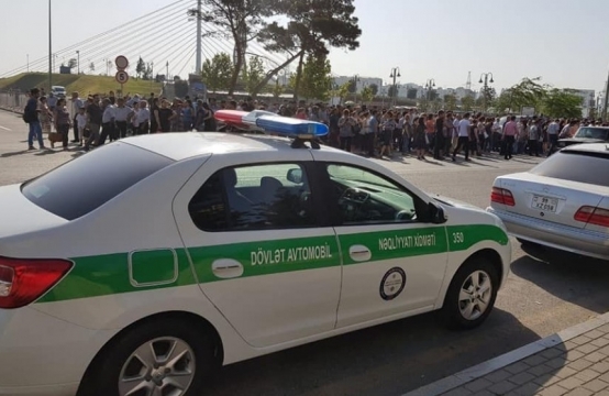 DANX  sərnişinləri yolda düşürdü, avtobusları isə xətdən kənarlaşdırdı – SAHİBKARDAN İDDİA