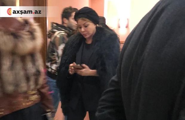 Айгюн Кязымова на поминках брата - ФОТО