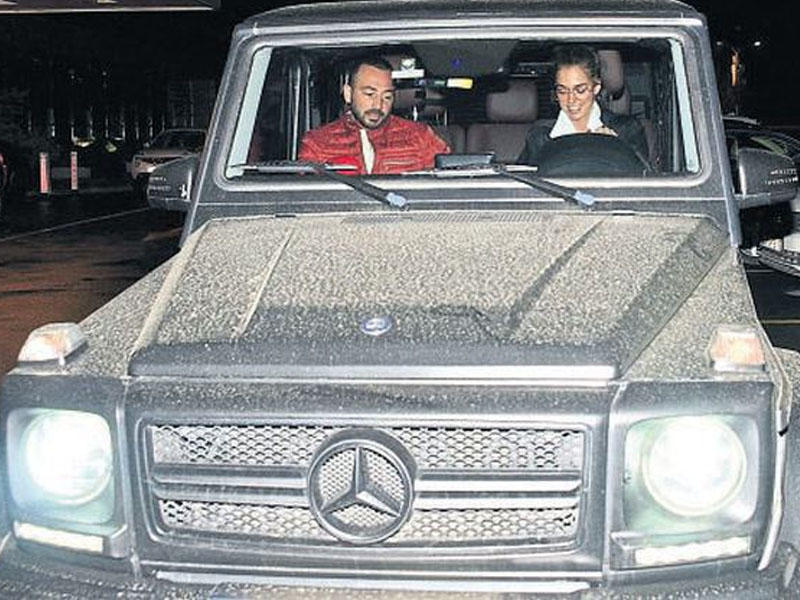 Məşhurların bahalı avtomobil ehtirasları - FOTO