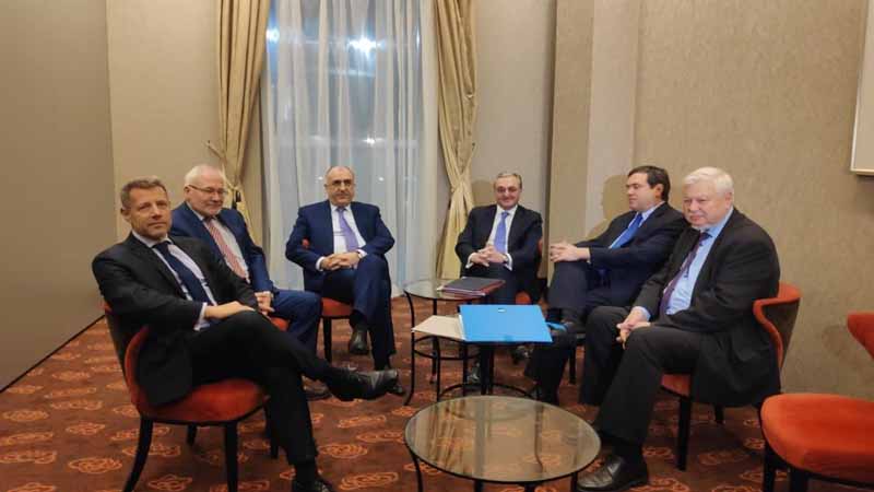 Bratislavada Azərbaycan və Ermənistan XİN başçıları arasında görüş başladı