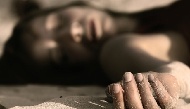 Özünü 18-ci mərtəbədən atan Sevincin ailəsi barədə maraqlı məqamlar- Atası direktordur