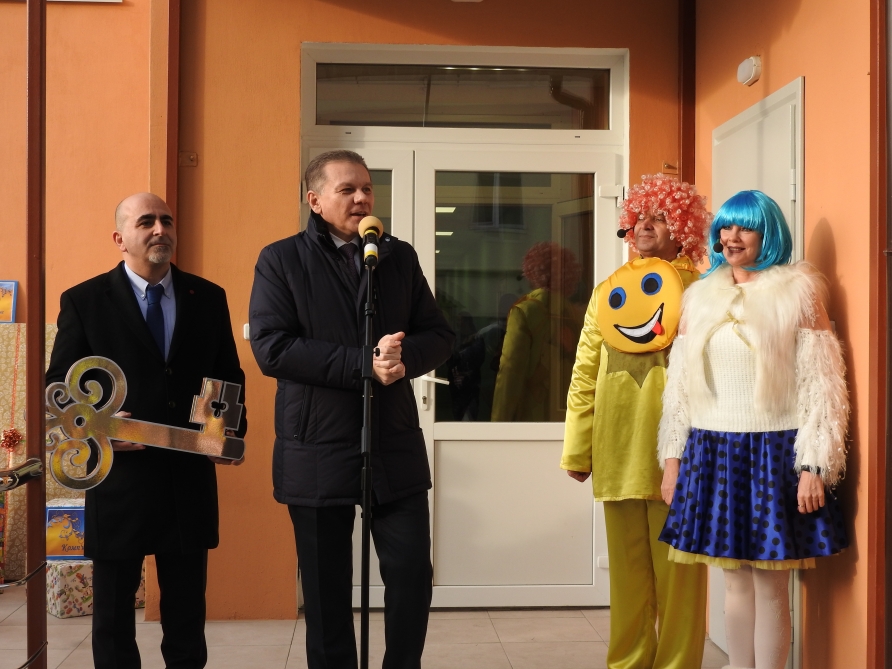 Ukraynada azərbaycanlıların dəstəyi ilə tikilən müasir uşaq bağçası kompleksi istifadəyə verilib