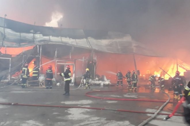 “EuroHome”dakı yanğın zamanı 3 nəfər saxlanldı