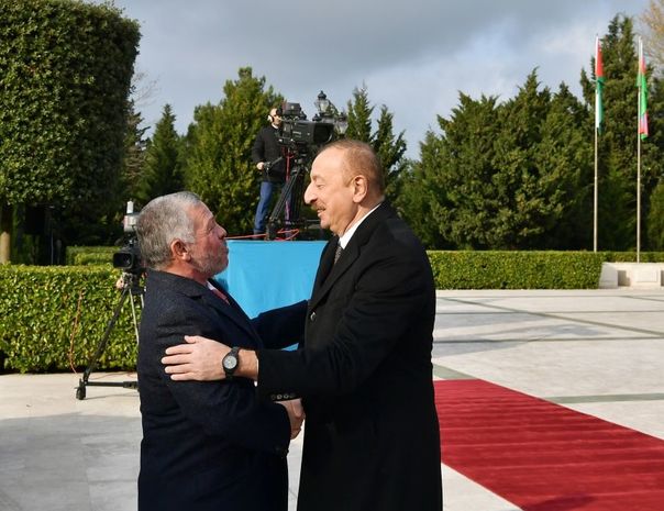 В Баку состоялась церемония встречи короля Иордании - ФОТО