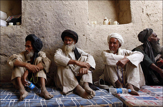 “Taliban” dörd qəbilə ağsaqqalını oğurladı