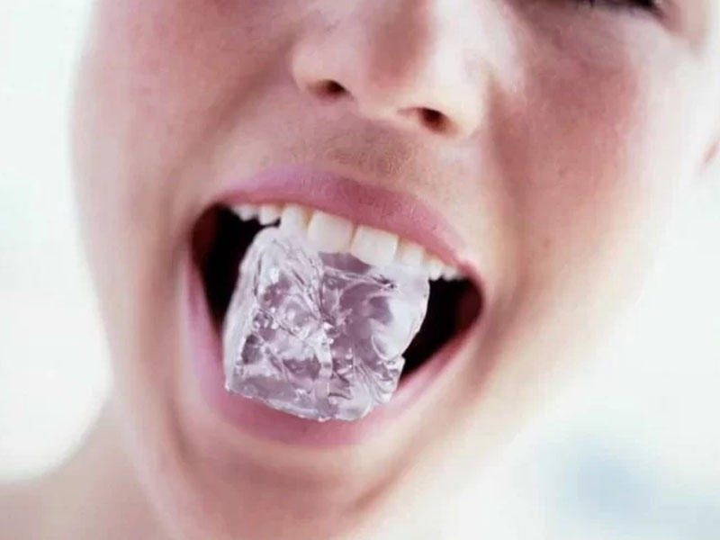 Buz yemə istəyi - Görün hansı xəstəlikdən xəbər verir