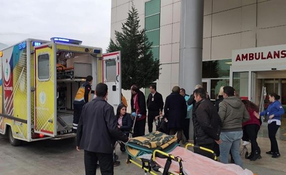 SON DƏQİQƏ: Türkiyədə DƏHŞƏT - Yüzlərlə insan xəstəxanaya yerləşdirildi / VİDEO