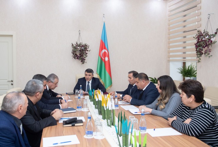 Baytarlıq Elmi-Tədqiqat İnstitutunda Barama İstehsalçıları Şurasının iclası keçirilib