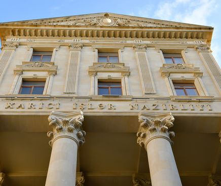 Rəsmi Bakının “qara siyahı”sına düşənlərin sayı çoxalıb