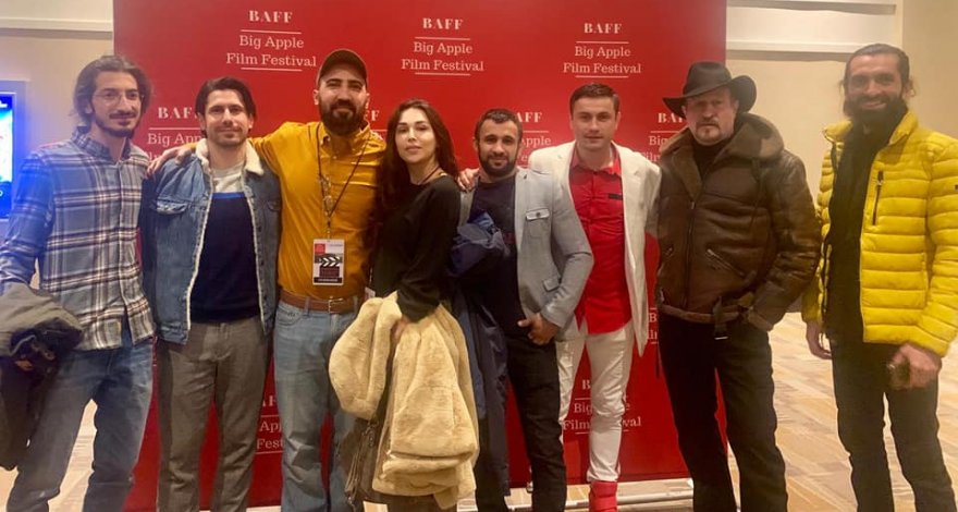 Америка требует усердия и усидчивости. Интервью с переехавшим в Штаты режиссером Эльмаром Бабаевым