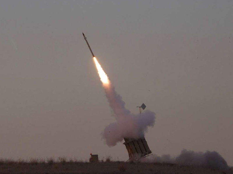 Израильская ПВО перехватила запущенную из сектора Газа ракету