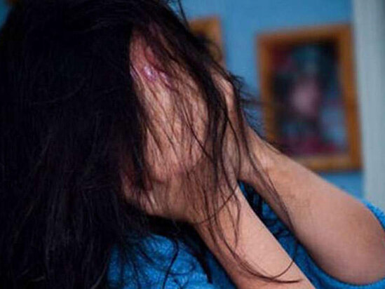 Azərbaycanda qadını 