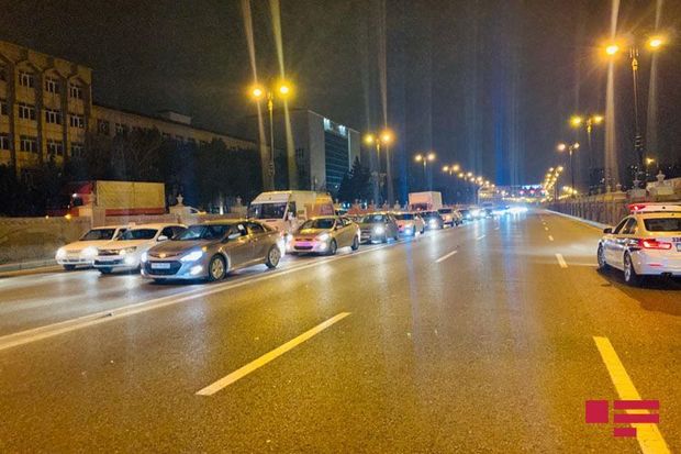 “Ayıq sürücü”nün məsuliyyətsizliyi qəzaya səbəb oldu: Prospektdə tıxac yarandı - FOTO