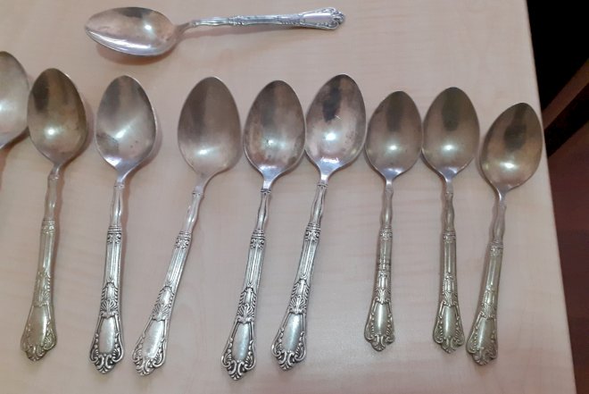 Yeni dələduzlar peyda olub - Qaşıqla insanların başına oyun açırlar - Foto