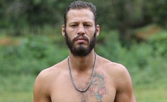 “Survivor”un qalibi olmuş məşhur idmançı atasını məhkəməyə verd — FOTO + VİDEO
