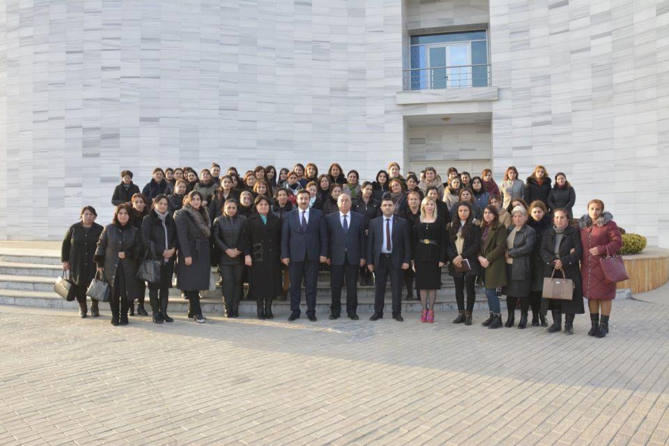Ağstafa rayon Heydər Əliyev Mərkəzində  İNKİŞAFIMIZIN İLHAM ƏLİYEV ZİRVƏSİ mövzusunda dəyirmi masa keçirildi