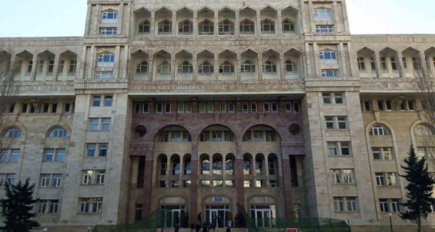 35 иностранных студентов отчислены из АМУ