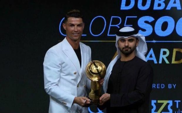 Yeni ilə yeni imiclə: Ronaldu “hörük” saxladı – FOTO