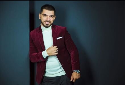 Azərbaycanlı müğənni Yaşarın qardaşı da özü kimi məşhur imiş - FOTO