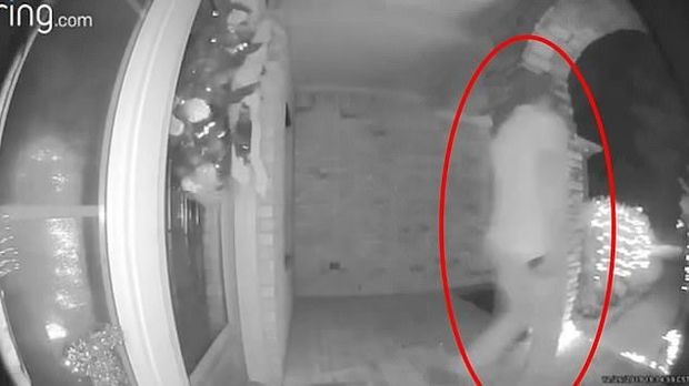 Kamera xətası sosial medianı bir-birinə vurdu - VİDEO