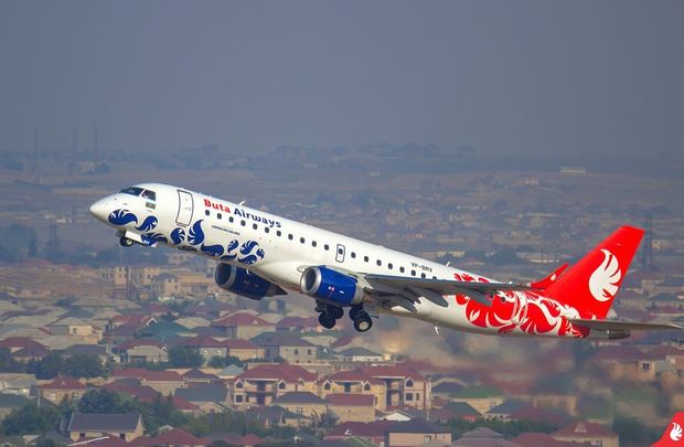 Bakıdan İstanbula gedən təyyarə Ankaraya eniş etdi