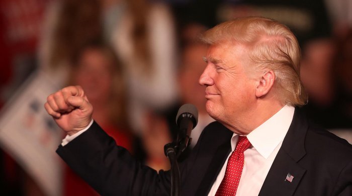 Tramp İranın zərbələrinə münasibət bildirib: “Hər şey qaydasındadır”