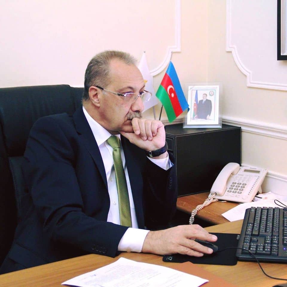 Sosial şəbəkələrdə ünsiyyət mədəniyyətinin formalaşması günün tələbidir