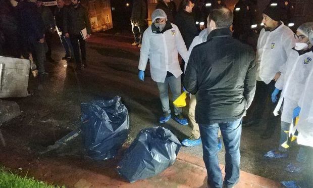 Kişini doğrayıb zibil qutularına atdılar - FOTO