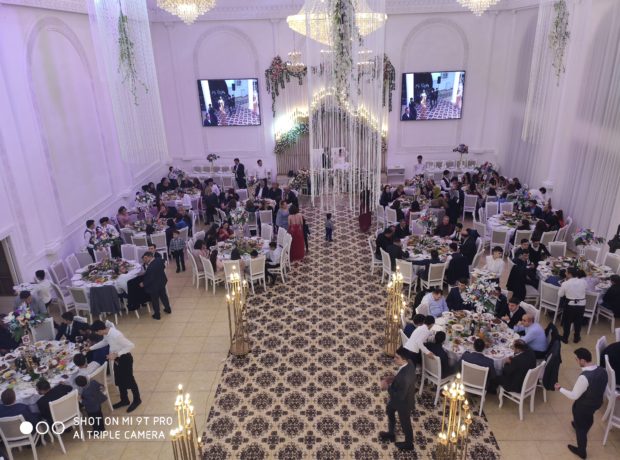 “KARNAVAL HALL”:Unudulmaz Toyların Yeganə Məkanı