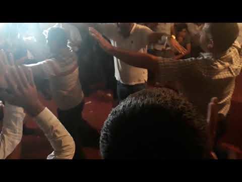 Bakıda qızının ölüm xəbərini alan ata qurulan YAS ÇADIRINDA TOY ETDİ - VİDEO