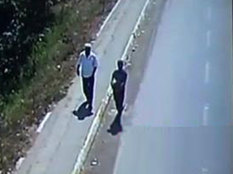 Azərbaycanda sükan arxasında yatan sürücü 2 nəfəri vurdu, biri öldü - ANBAAN VİDEO