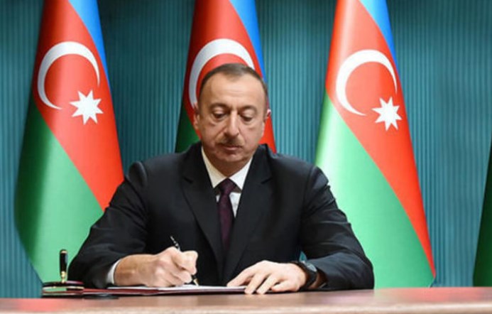 İlham Əliyev qanun imzaladı - Uşaqlar üçün 170 manat...
