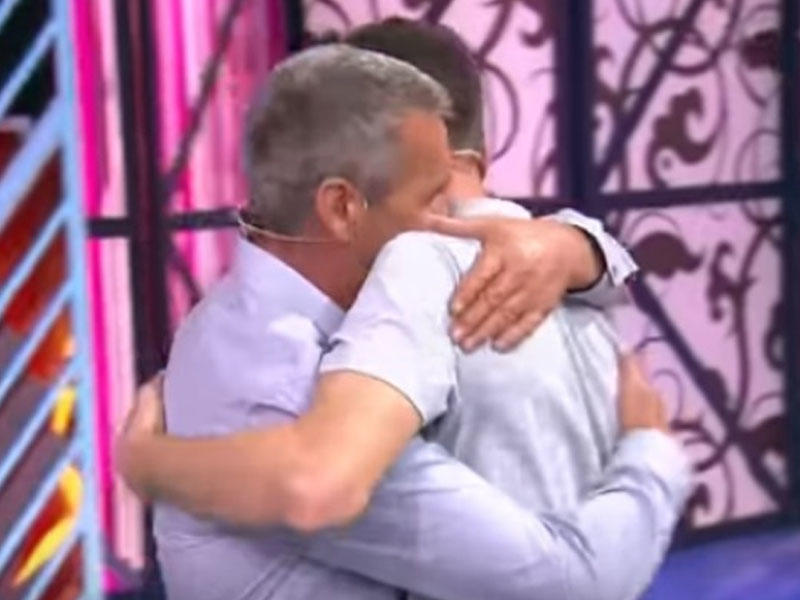 Azərbaycanlı ata və oğul 32 ildən sonra görüşdülər - FOTO