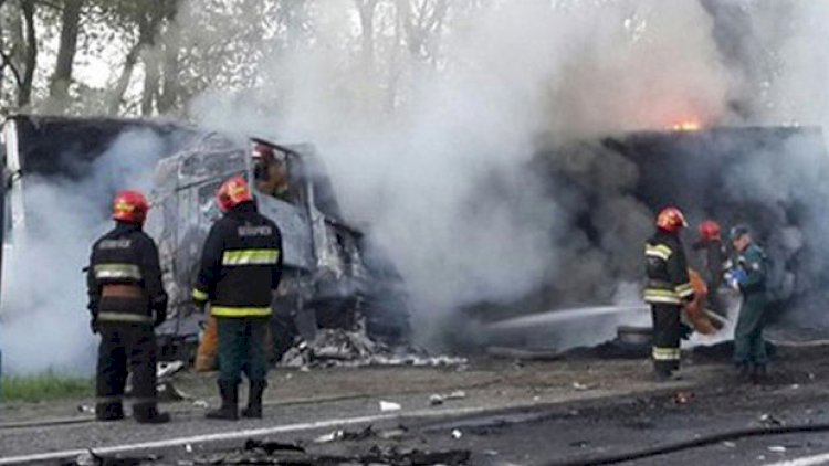 Azərbaycanda dəhşətli qəza: Sürücü yanaraq öldü