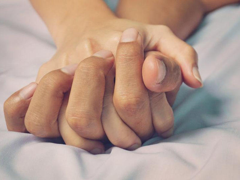 Ərinin yanında arvadını zorladı - Seksual manyak həbs olundu - FOTO