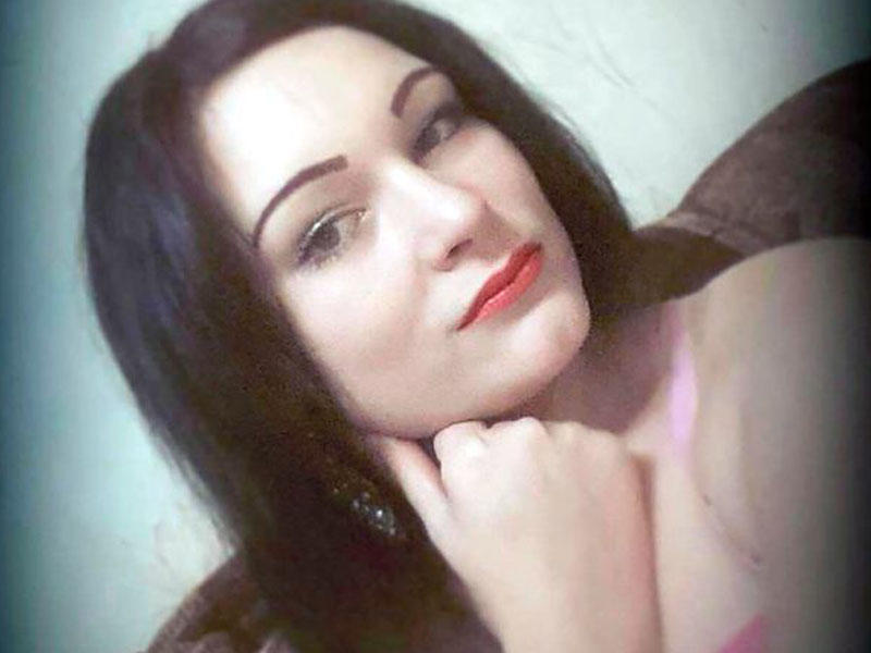 Arvadı doğum evindəykən evə fahişə çağıran kişi dəhşət yaşadı - FOTO