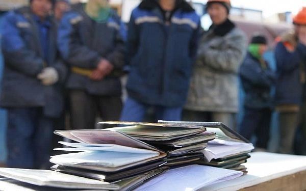 Из Волгограда депортированы азербайджанцы - ФОТО